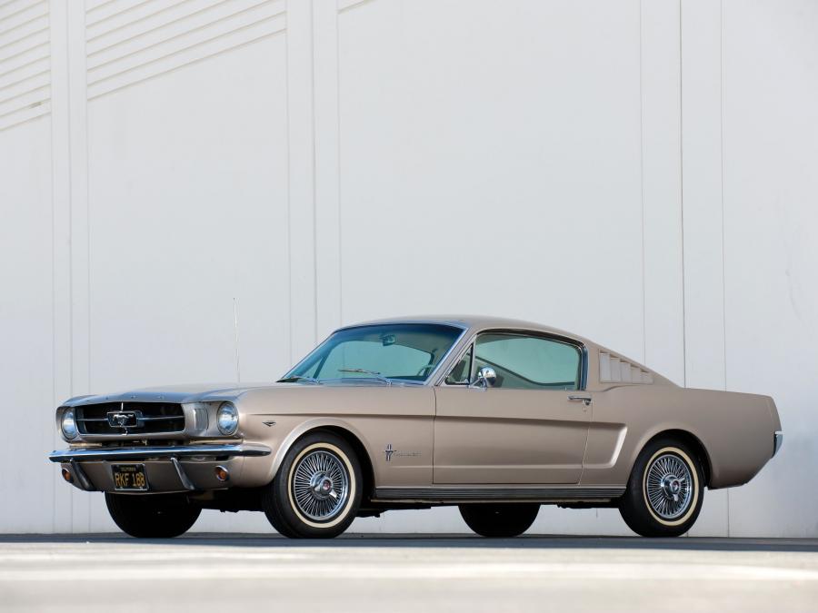  Ford Mustang Fastback 1965 года  (фото 35 из 52)